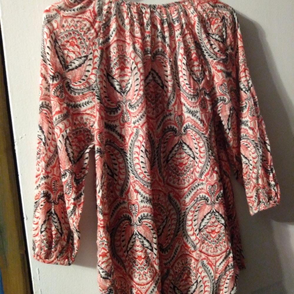 Blouse - Picture 2 of 3